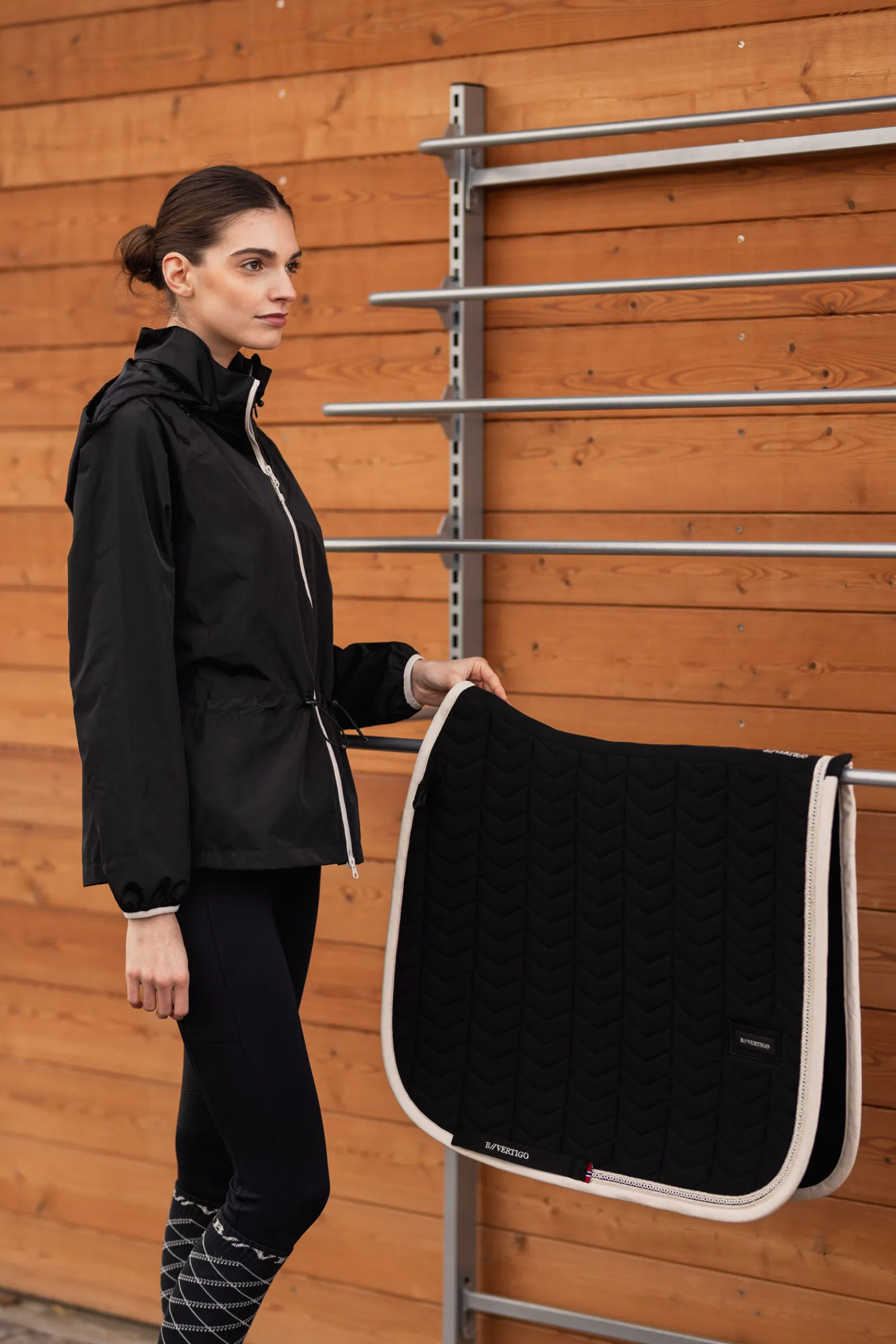 Discount B Vertigo Rouge Reflection dressursjabrak Dressursjabraker