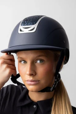 New Arix II ridehjelm med krystallornament Nettdrevne Gjerdeapparater & Batteridrevne Gjerdeapparater|Klubbklær