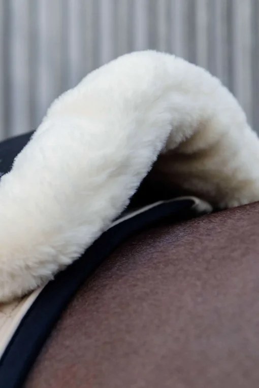 Clearance Horsewear Impact Equalizer halvpad med saueskinn Salpad