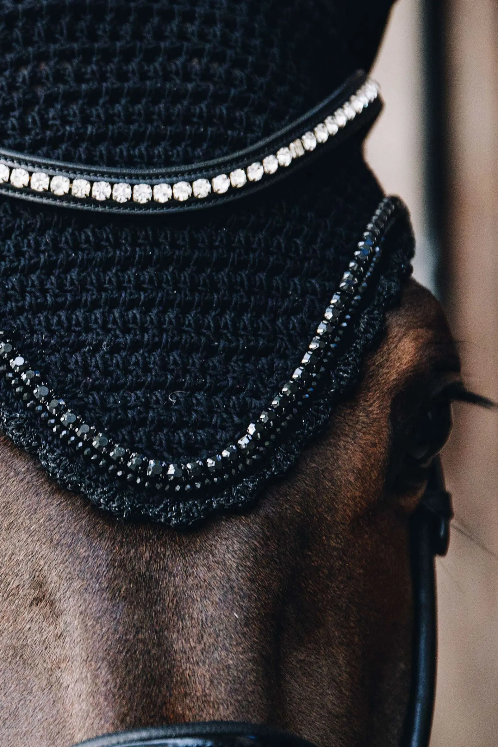 Online Horsewear lang ørehette med steiner og perler, lydtett Ørehetter|Ørehetter