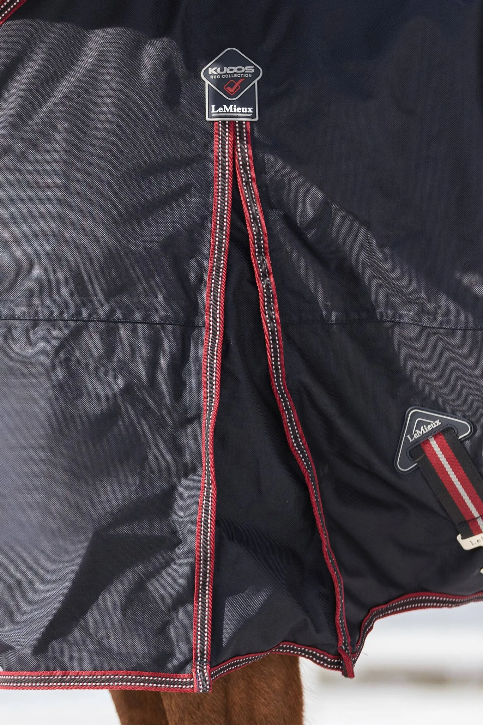 New Kudos Lightweight Turnout Rug, 50g Regndekken