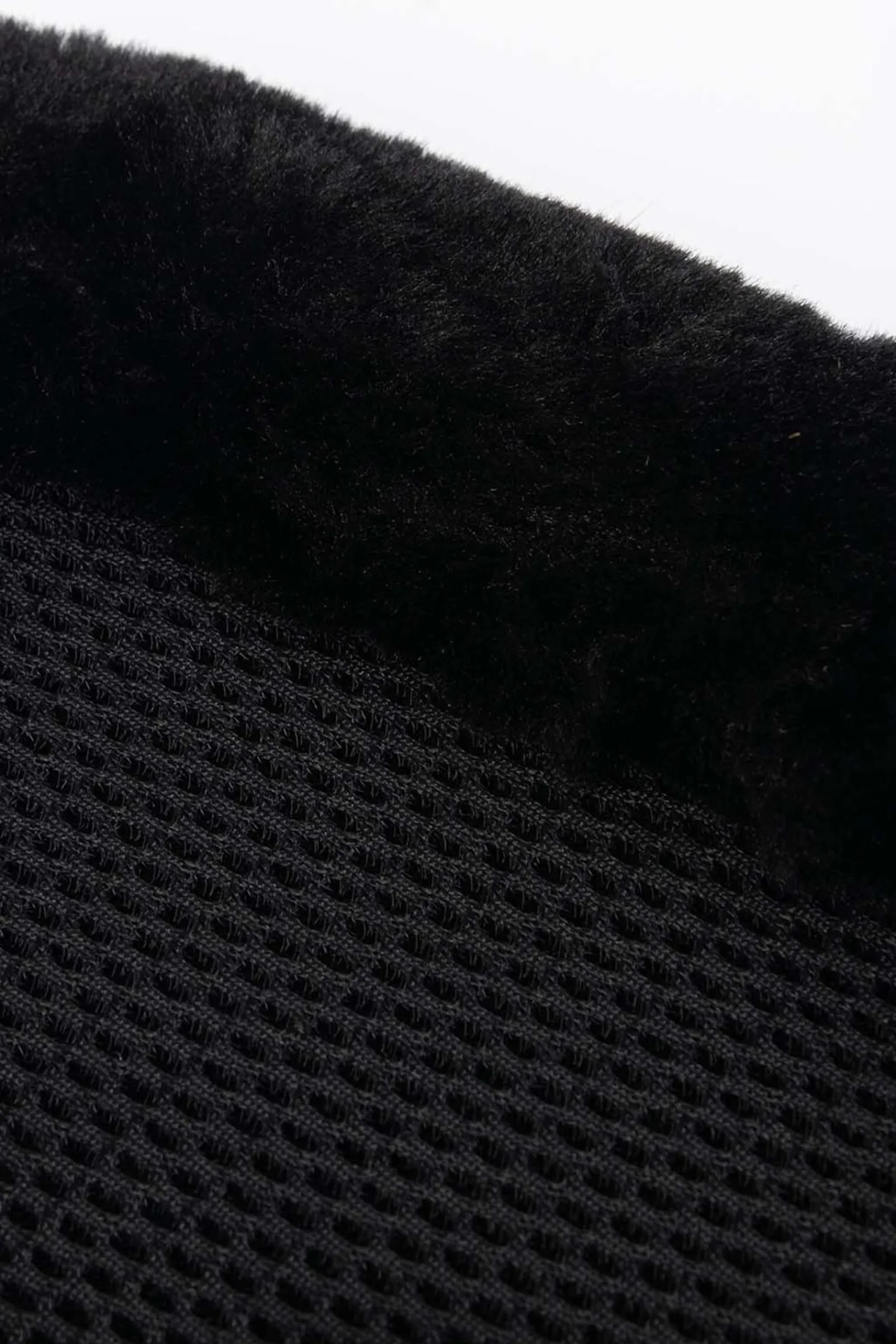 Discount Mesh Belegg med fleecekant Belegg Til Hest