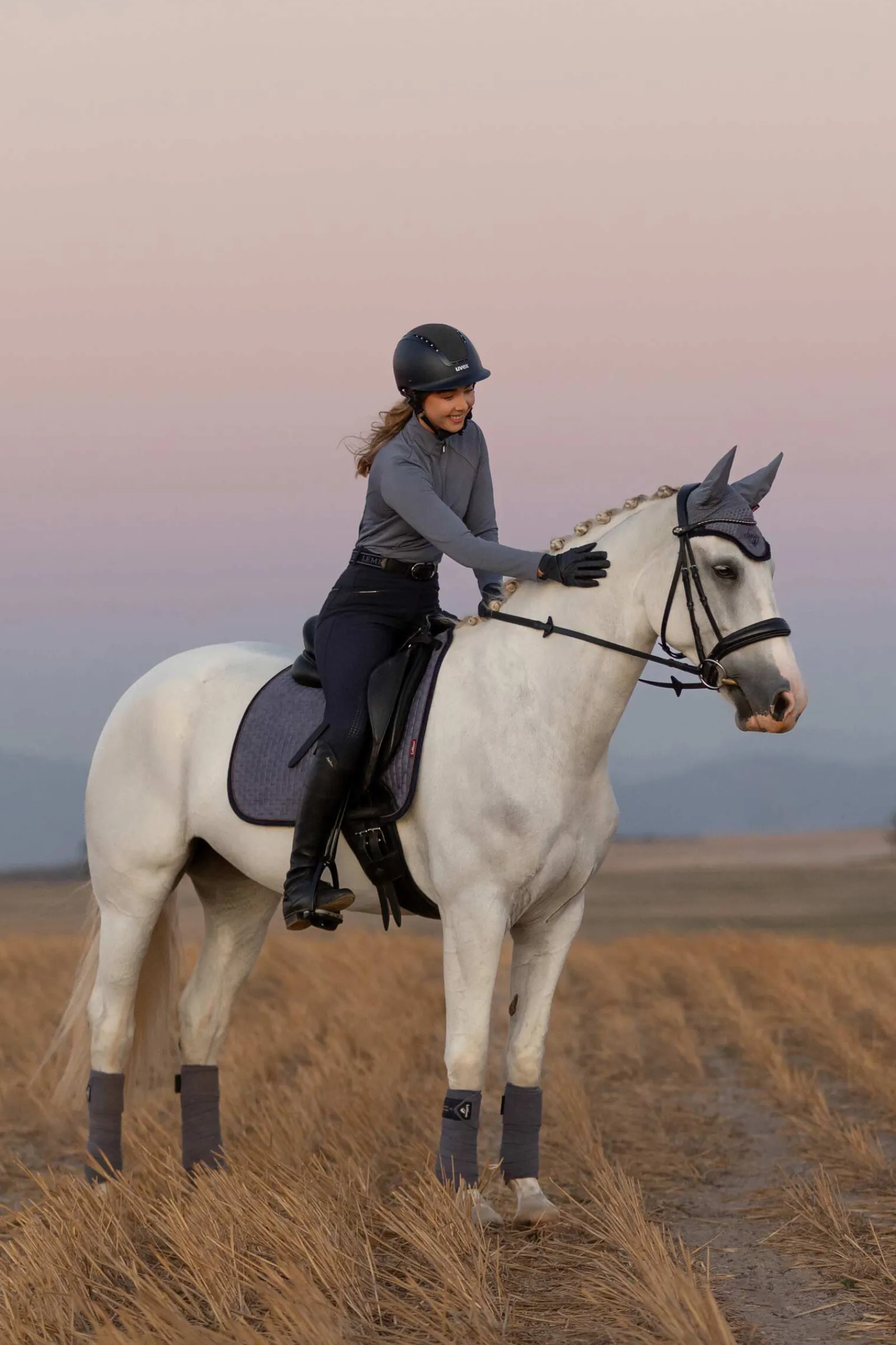 Clearance Suede Square Sottosella da dressage Dressursjabraker