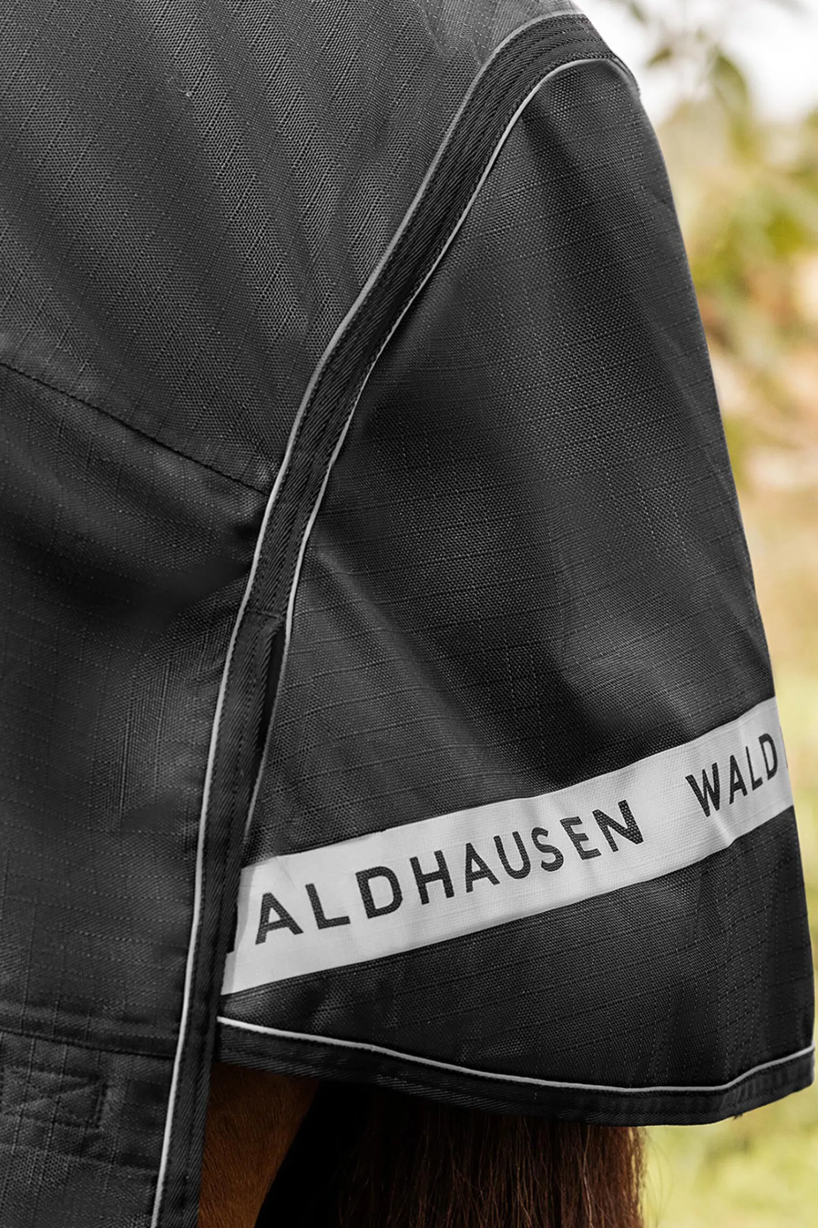 Discount Scandic Utedekken med høy hals, 200 g Overgangsdekken & Vinterdekken